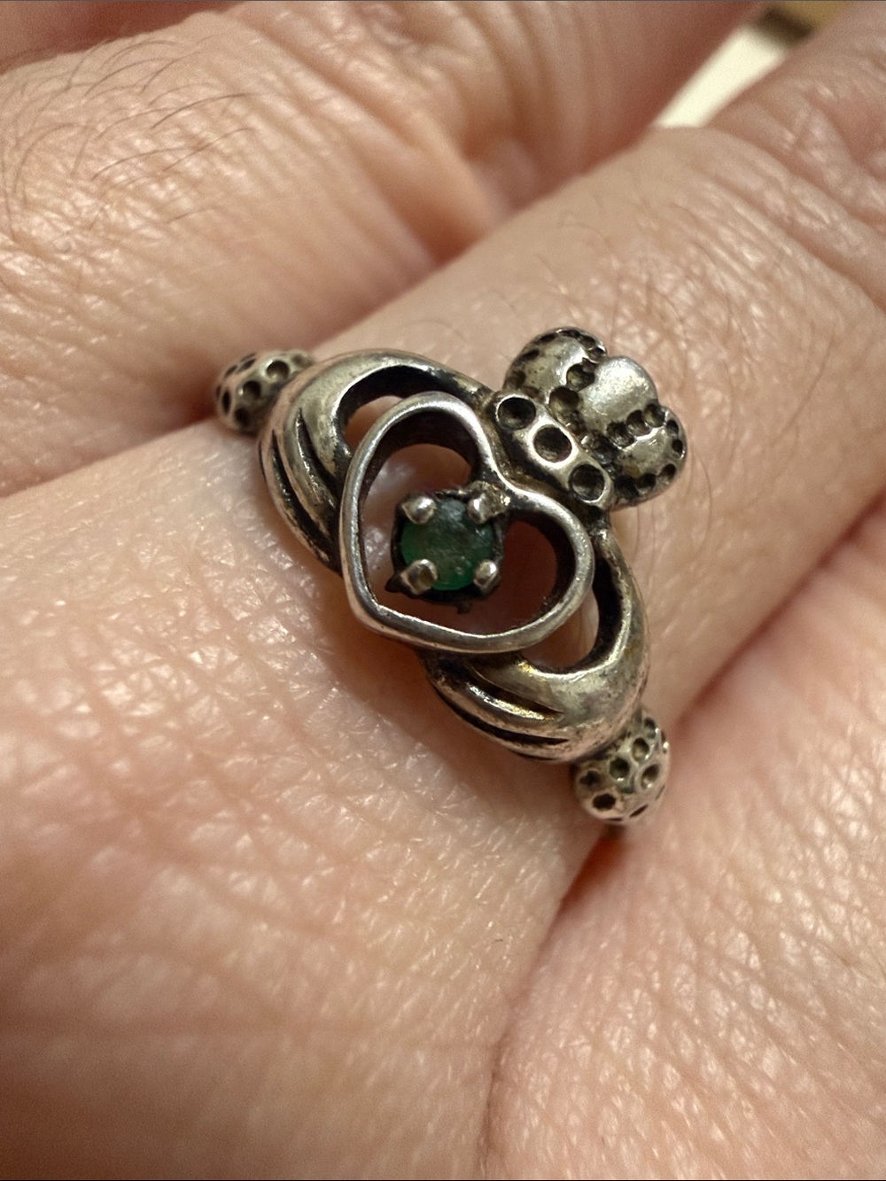 Sterling Silver 925 Green Stone Claddagh Ring size 9
